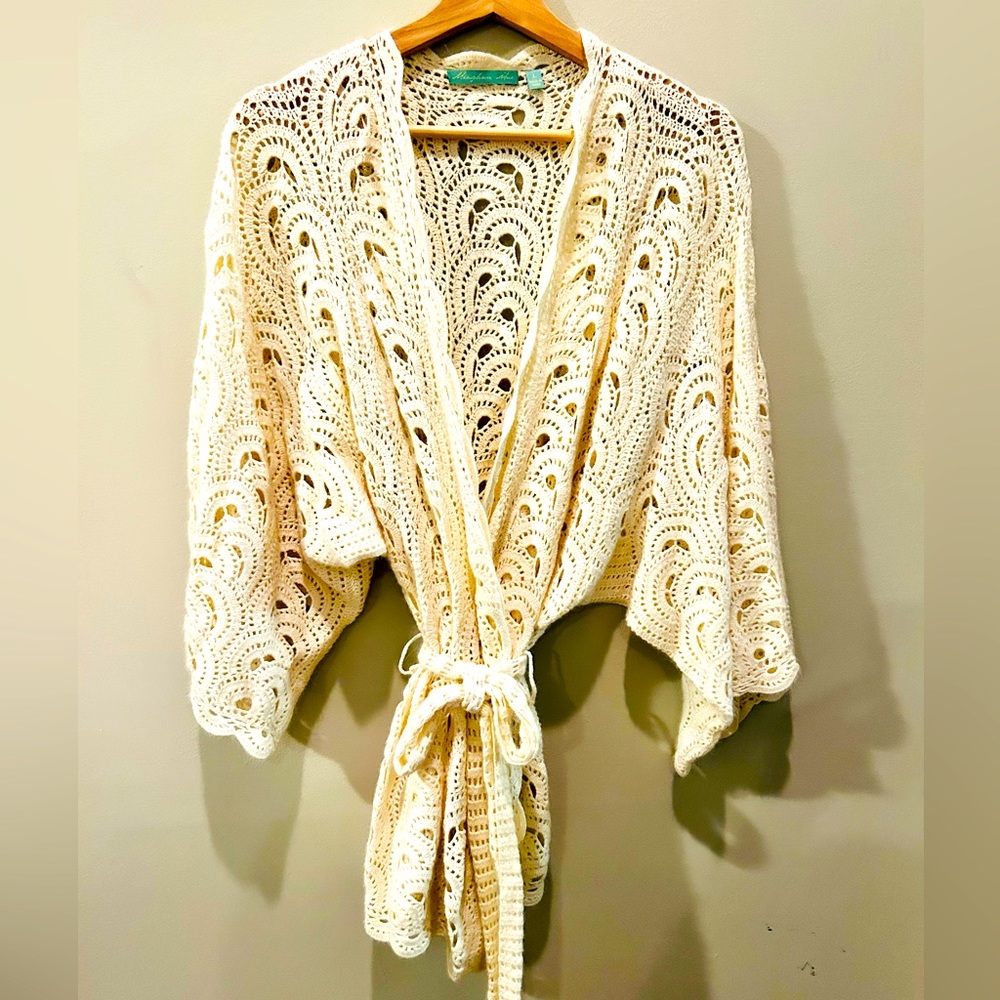 Vintage Anthropologie lace wrap, size large, beautiful on and one of a kind